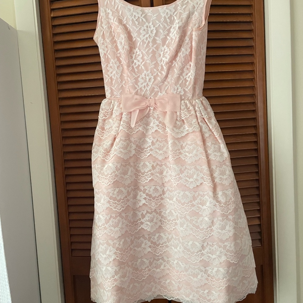 Elegant Taffeta Pink Lace Dress